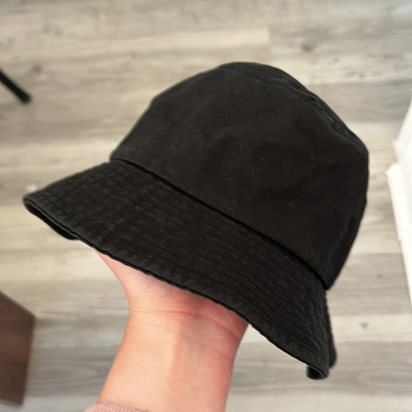 Y2K black bucket hat “Don’t forget to cashapp me” - Picture 4 of 7